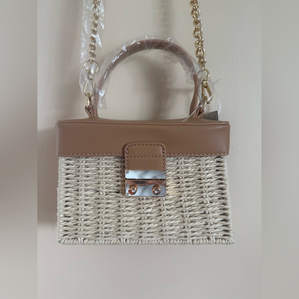 NWT Summer Crossbody Bag